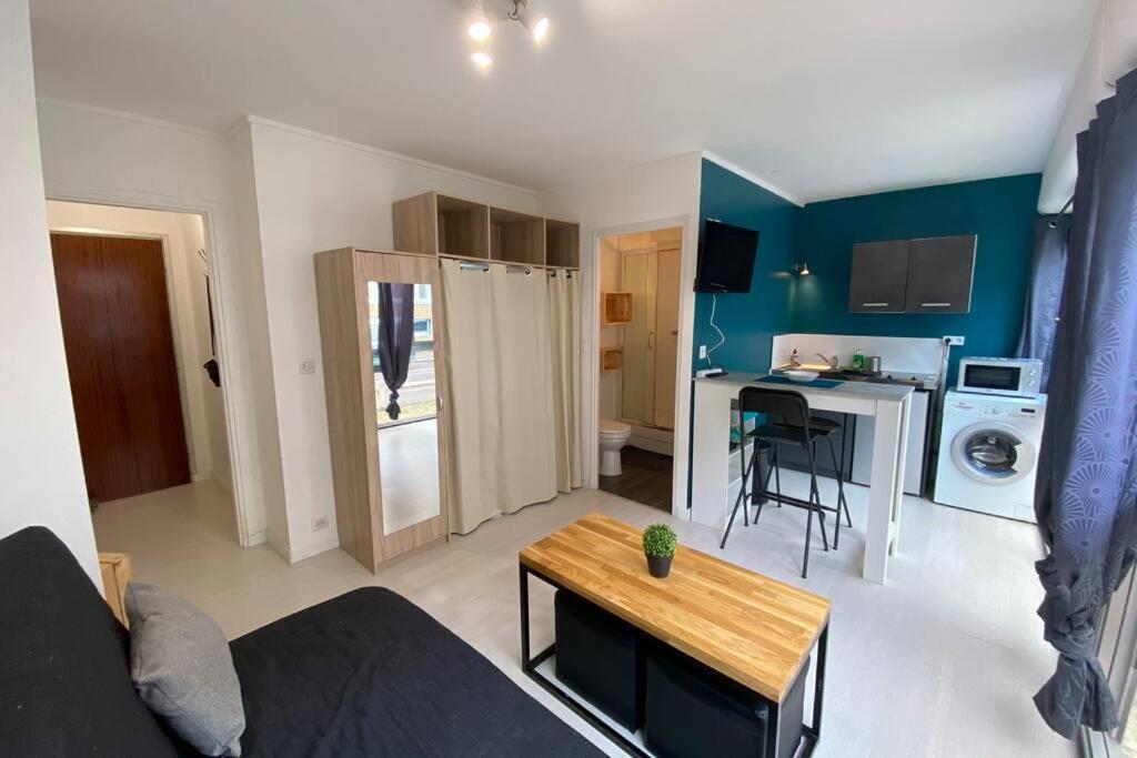 Апартаменти Studio & Parking Prive Centre Orleans Tram Au Pied Екстер'єр фото