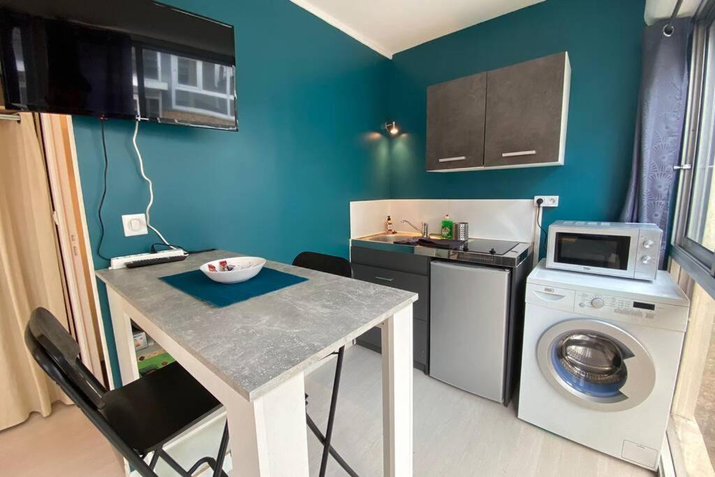 Апартаменти Studio & Parking Prive Centre Orleans Tram Au Pied Екстер'єр фото